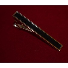 Kaklasaites piespraude